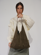 Timeless Leather Tote for Everyday Use