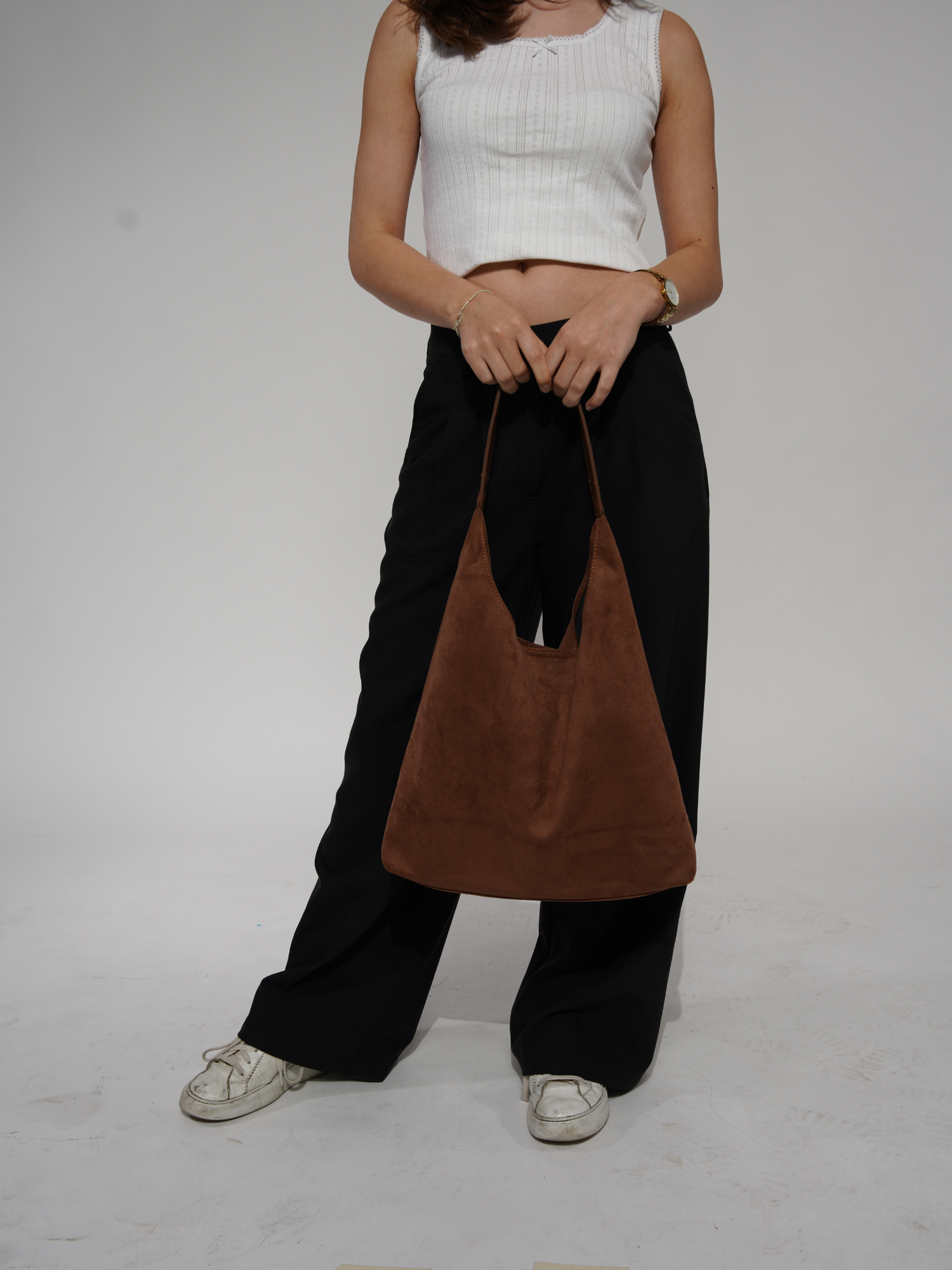 Timeless Leather Tote for Everyday Use