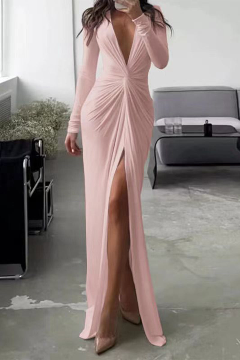 Chloé - Sophisticated V-Neck Dress with Pleated Décolleté Detail