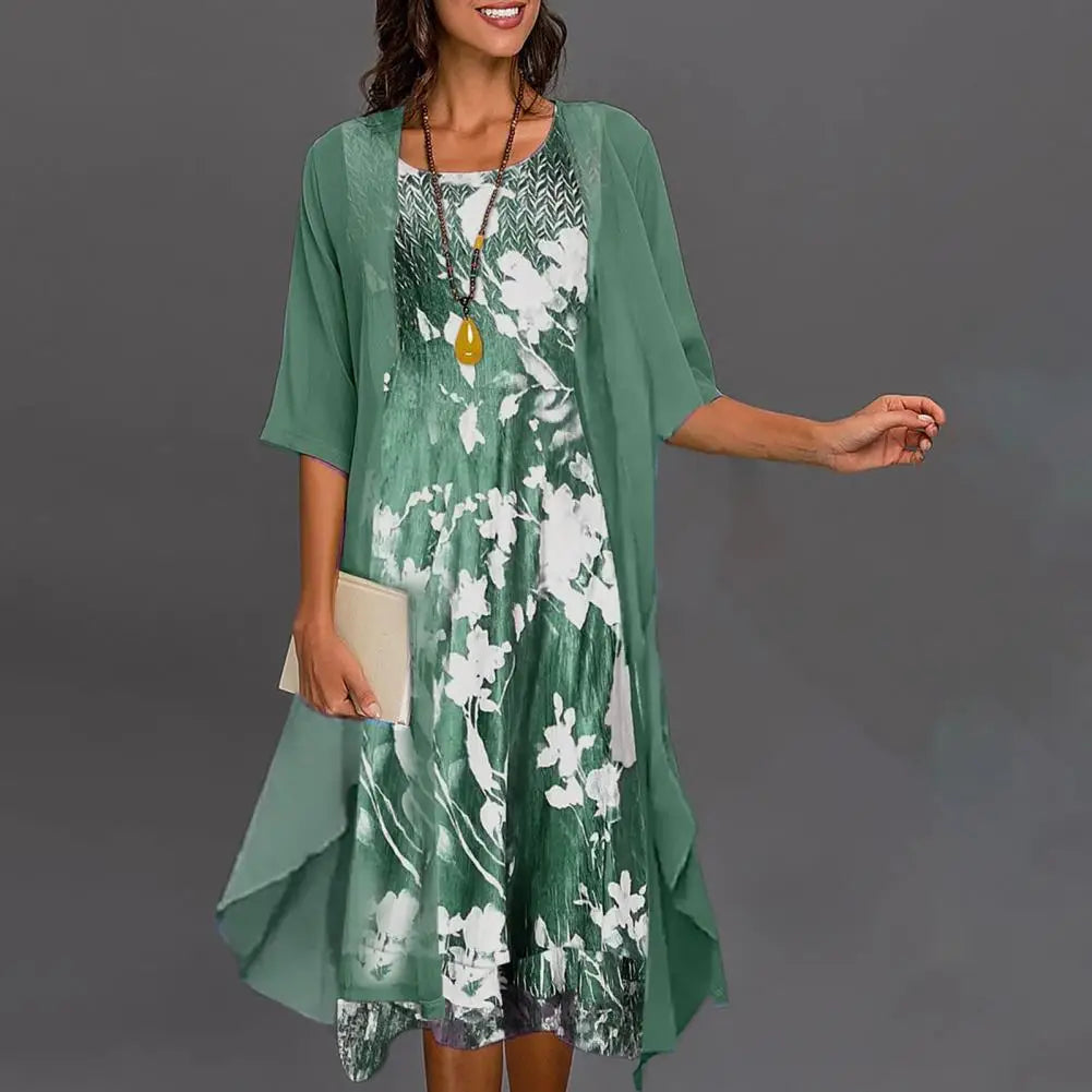 Chic Floral-Patterned Dress with Three-Quarter Sleeves