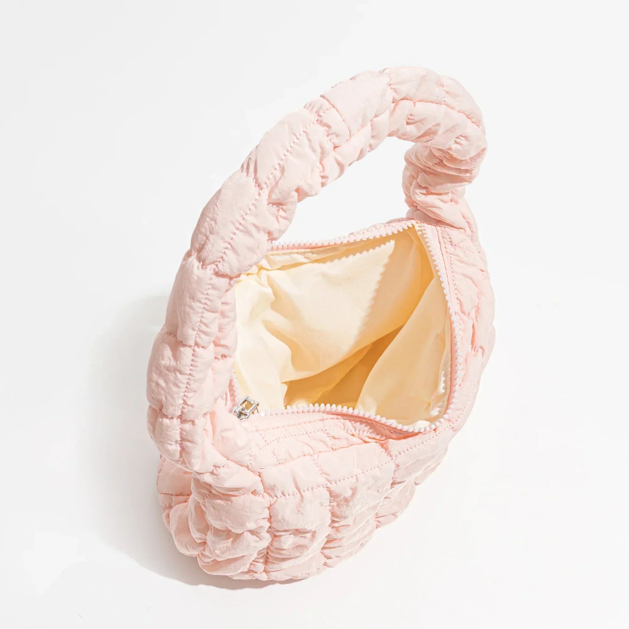 Cloud Down Crossbody Bag – Your Perfect Travel Companion!