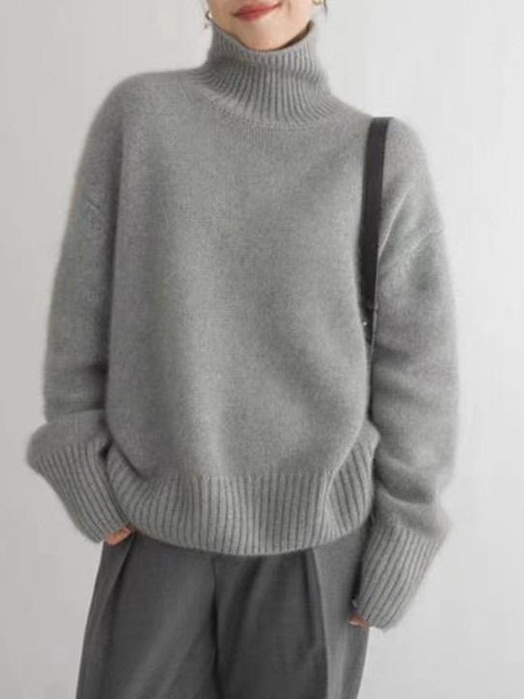 Stylish Women's Turtleneck Knit Sweater