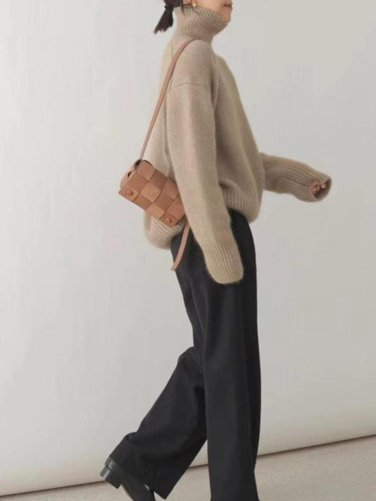 Stylish Women's Turtleneck Knit Sweater