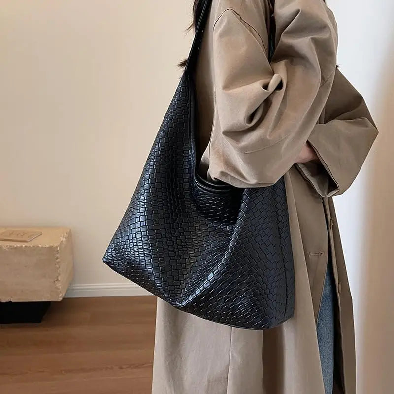 Sandia - Chic Women's Tote Bag