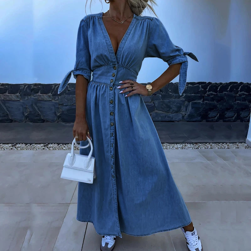 Eva - Chic Denim Dress