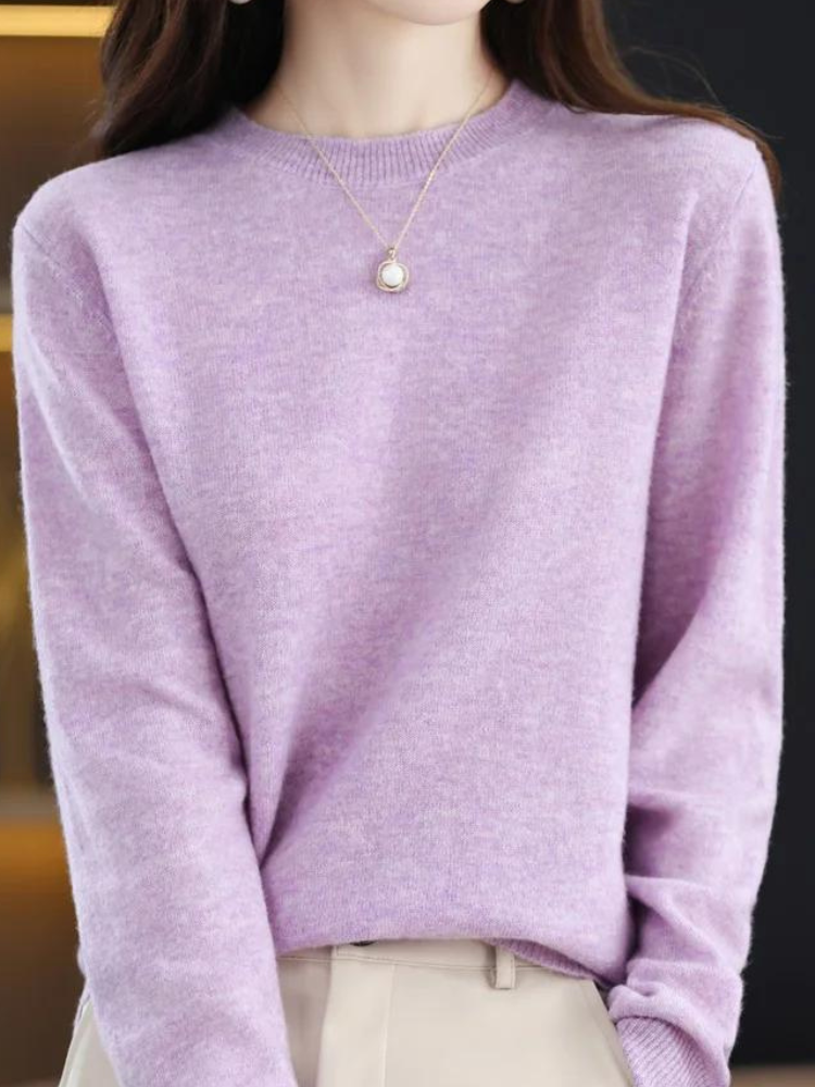 Warm and Comfortable Long-Sleeve Wool Pullover