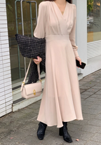 Stylish A-Line Dress Featuring V-Neck and Puff Sleeves