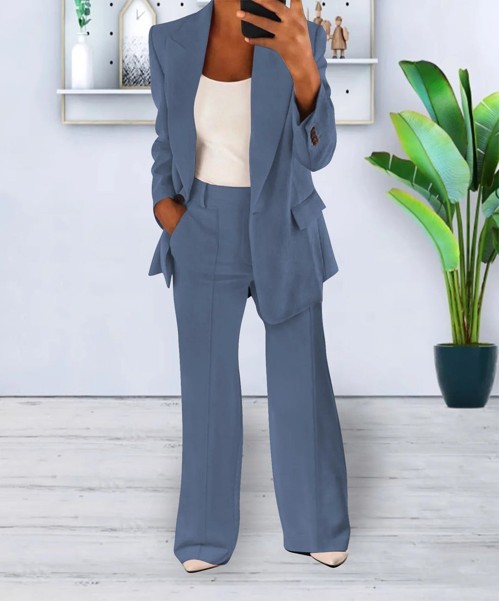 Women's Comfort-Fit Suit
